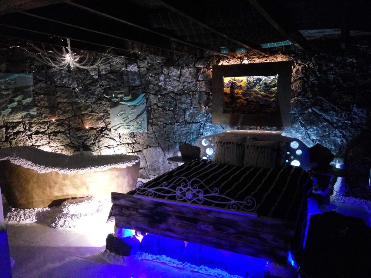 Aloelux Villa ! - Private Villa With Jacuzzi, Cinema ,Massage ,Wonderful View, Art Desing Villa Conil Ngoại thất bức ảnh