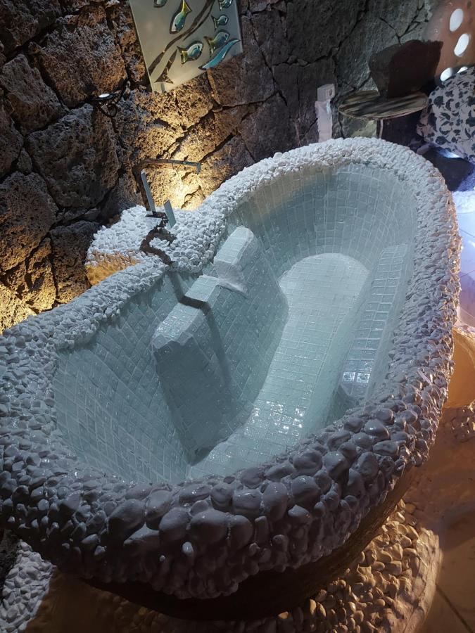 Aloelux Villa ! - Private Villa With Jacuzzi, Cinema ,Massage ,Wonderful View, Art Desing Villa Conil Ngoại thất bức ảnh